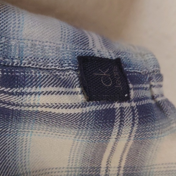 USED MENS CALVIN KLEIN JEAN PLAID SHIRT HAS BLEACH STAINS SIZE M LONG SLEEVE - Picture 6 of 10